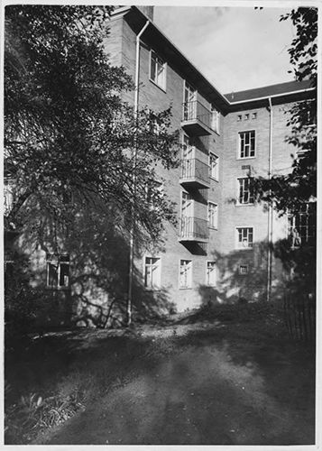 Photograph of the outside view of Ethel Williams Hall of Residence for Women