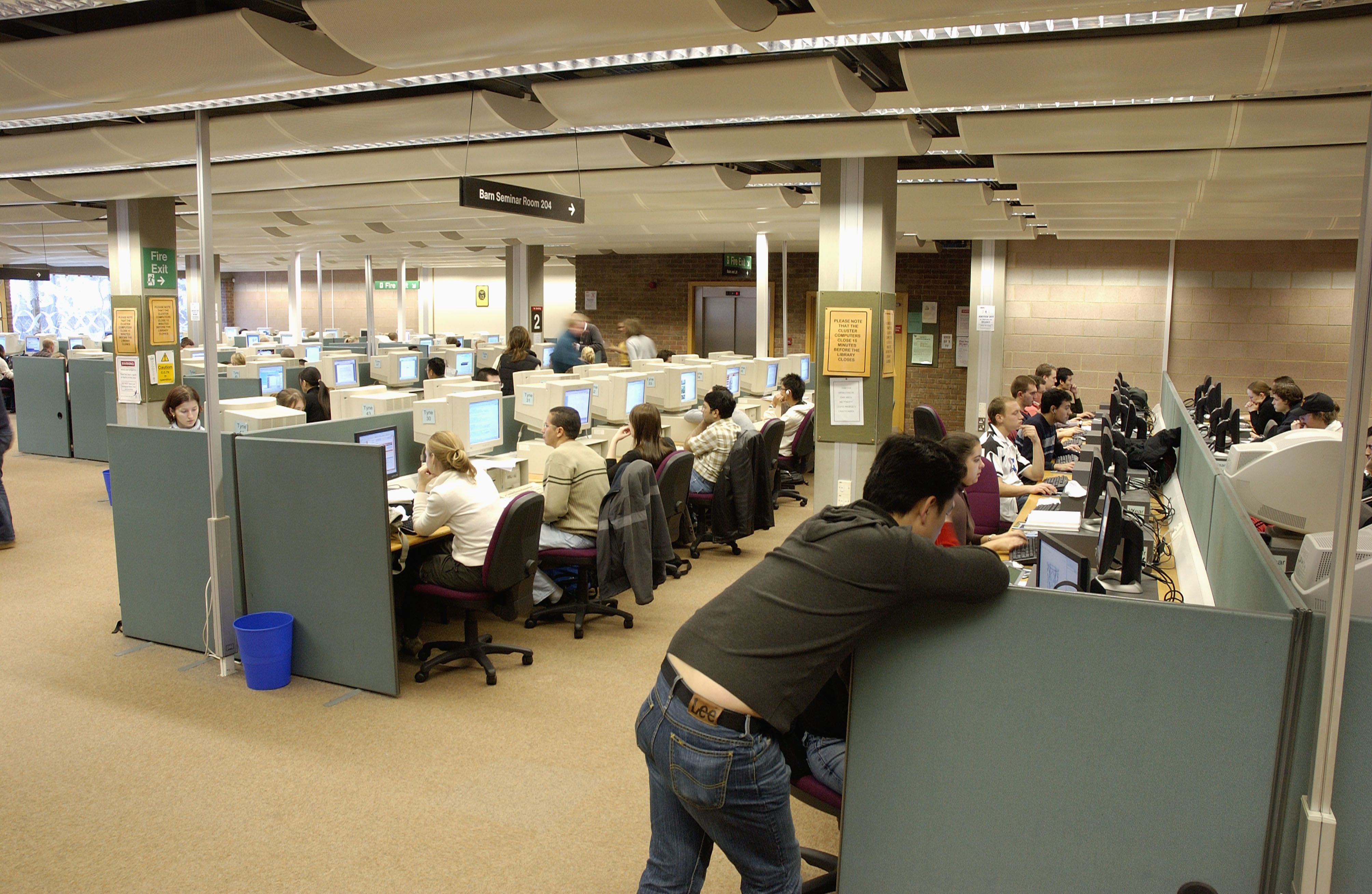 Photograph of a computer cluster in the Library, 2004. NUA/D00051/32.